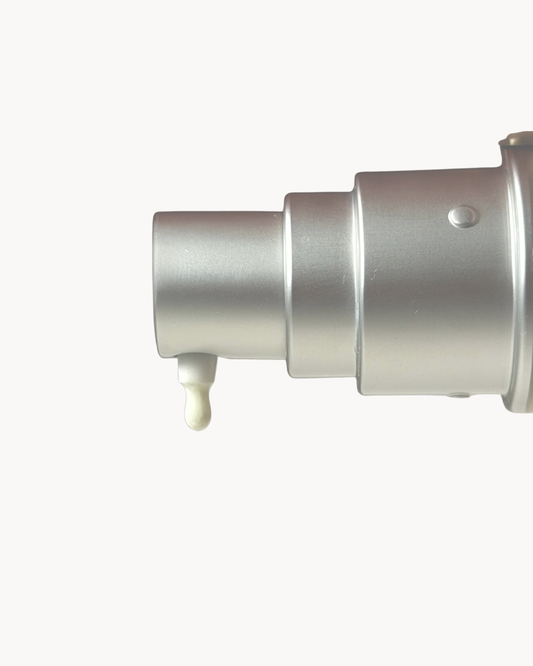 ［開発の裏側］みずみずしいツヤ感とテクスチャーへのこだわりを追い求めた2年間IHAKKO美容液リキッドハイライト